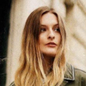 Christie Tyler, 28 (Blogger)