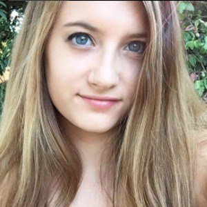 Christina Crockett, 30 (YouNow Star)