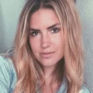 Christina Najjar image 6