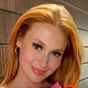 Christina Stratton image 3