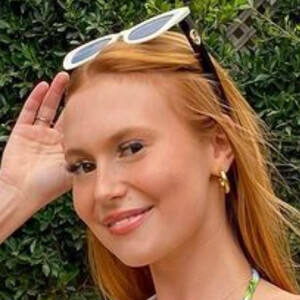 Christina Stratton image 4