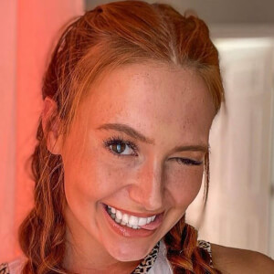 Christina Stratton image 6