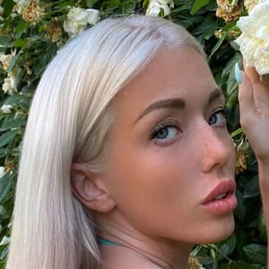 Christine Bright image 4