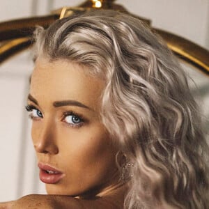 Christine Bright, 27 (TikTok Star)