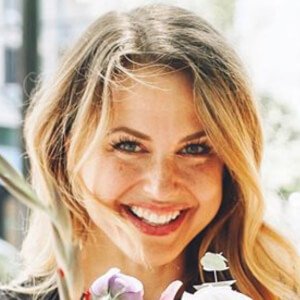 Christmas Abbott image 5