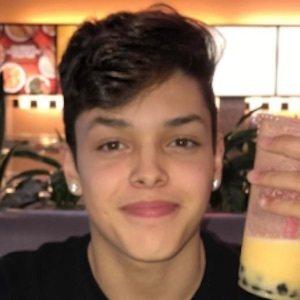 Christopher Romero, 24 (Звезда Тиктока)