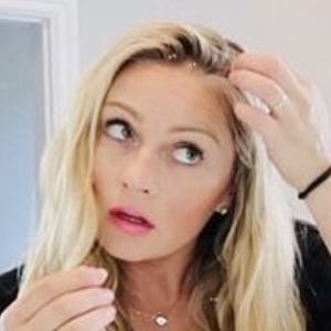 Christy Gior image 3