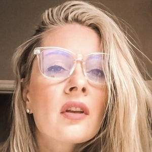 Christy Gior image 8