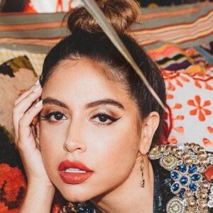 Cinthya Carmona, 34 (TV Actress)