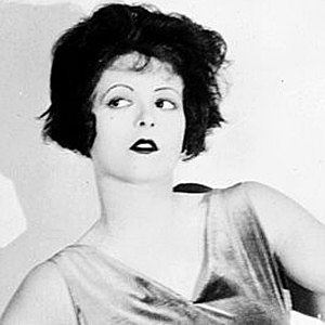 Clara Bow image 5