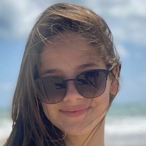 Clara Galinari image 3