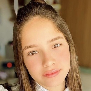 Clara Galinari, 17 (TV Actress)