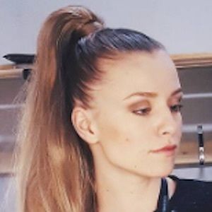 Clara Henry, 31 (YouTube Star)