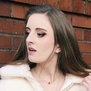 Clare Girnus, 25 (TikTok Star)