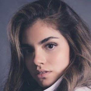 Clau Rizo, 27 (Instagram Star)