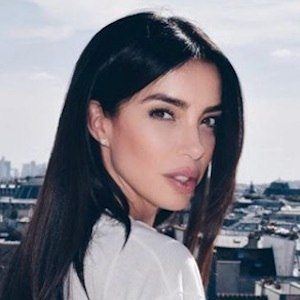 Claudia Salinas image 5