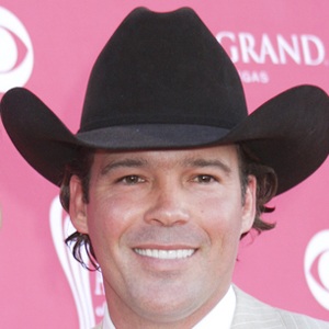 Clay Walker image 6