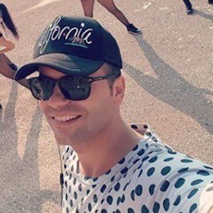 Claydee Lupa, 40 (Певец мировой музыки)