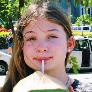 ClearlyChloe, 23 (YouTube Star)