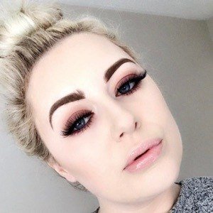 Cliona Kelly, 37 (Blogger)