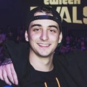 Cloakzy, 30 (Twitch Star)