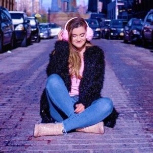 Знаменитости, рожденные 23 Июнь