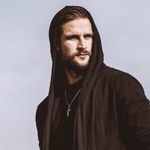 Clovis Nienow image 3