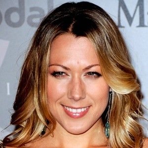 Colbie Caillat (Pop Singer) - Age, Birthday, Bio, Facts, Family, Net