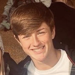 Cole Burge, 22 (TikTok明星)