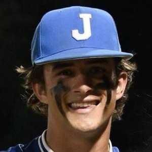 Cole Russo, 23 (Estrella de TikTok)