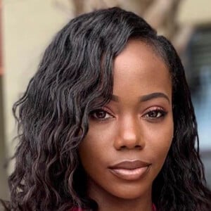 Colony Reeves, 32 (现实之星)