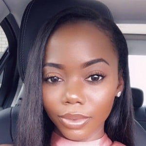 Colony Reeves image 3