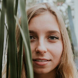 Connie Korenovsky, 27 (TikTok明星)