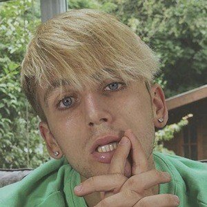 Connor Darlington, 29 (Estrella de TikTok)