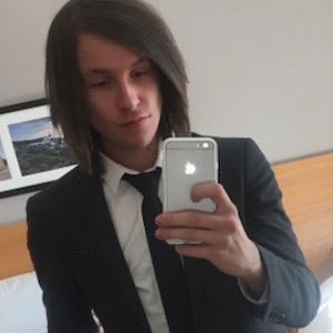 Connor MacLeod, 33 (吉他手)