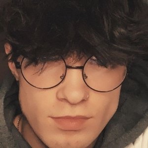 Connor Tomlin image 4