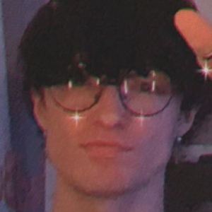 Connor Tomlin image 6