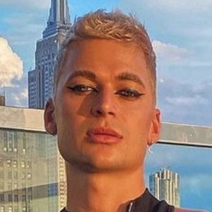 Conor McKenzie, 31 (Danser)