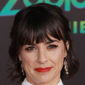 Constance Zimmer image 7