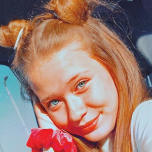 Constanza Landon, 18 (TikTok Star)