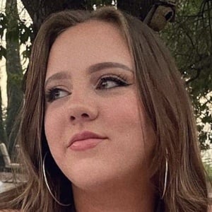 Corinna Spicer, 26 (TikTok明星)