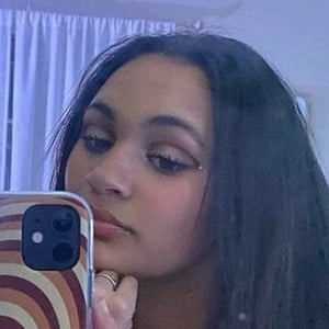 Corinne Carr, 20 (TikTok明星)