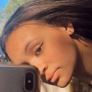 Corinne Carr image 8