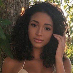 Courtney Allegra Welch, 29 (模特)