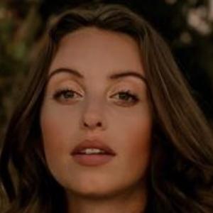 Courtney Kitt, 29 (Modella)