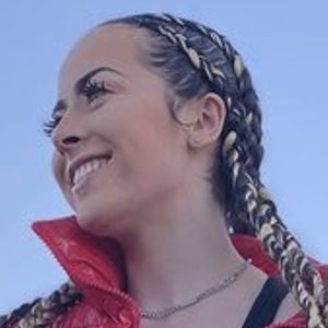 Courtney Sanderson, 25 (舞蹈家)