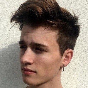 Crawford Collins, 28 (Instagram Star)
