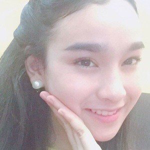 Creamy Kamikaze, 24 (Pop Singer)