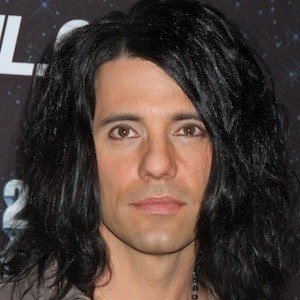 Criss Angel, 57 (Goochelaar)