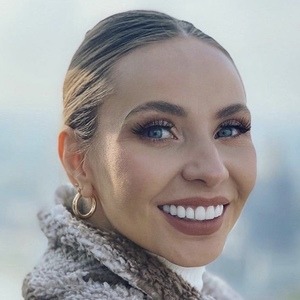 Cristina Kovacs, 33 (YouTube明星)